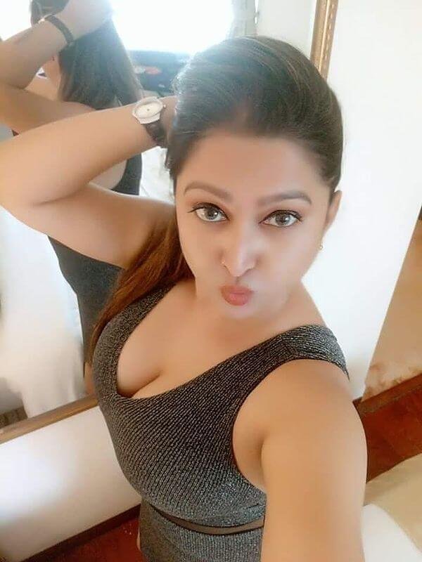 Escort Service Mishti In Aerocity